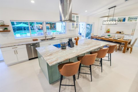 Casa en alquiler en Delray Beach, Florida, 5 dormitorios, 283.63 m2 № 2250699 - foto 12
