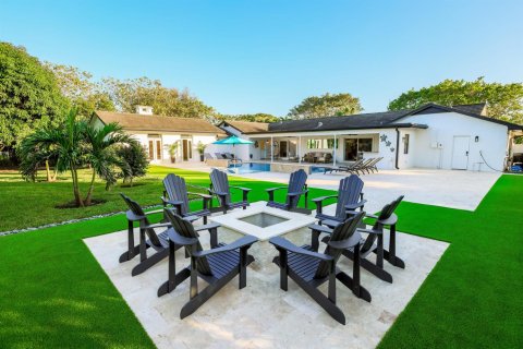 Casa en alquiler en Delray Beach, Florida, 5 dormitorios, 283.63 m2 № 2250699 - foto 8