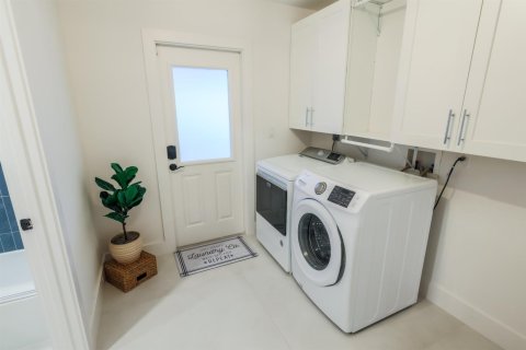 Casa en alquiler en Delray Beach, Florida, 5 dormitorios, 283.63 m2 № 2250699 - foto 15