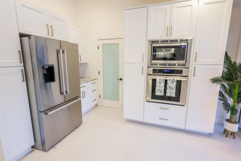 Casa en alquiler en Delray Beach, Florida, 5 dormitorios, 283.63 m2 № 2250699 - foto 13