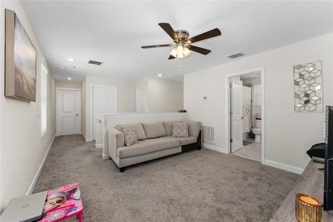 Casa en venta en Orlando, Florida, 4 dormitorios, 230.03 m2 № 1902480 - foto 24