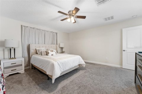 Casa en venta en Orlando, Florida, 4 dormitorios, 230.03 m2 № 1902480 - foto 26