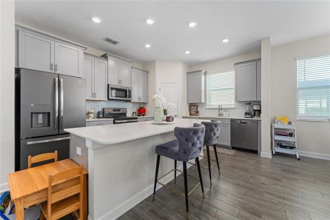 Casa en venta en Orlando, Florida, 4 dormitorios, 230.03 m2 № 1902480 - foto 14