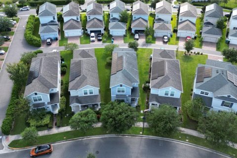 Casa en venta en Orlando, Florida, 4 dormitorios, 230.03 m2 № 1902480 - foto 7