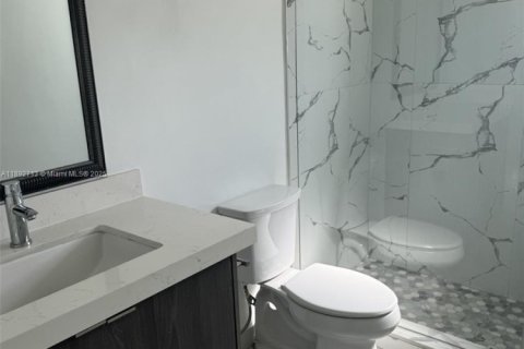 Villa ou maison à louer à Miami, Floride: 3 chambres, 131.74 m2 № 1945209 - photo 11