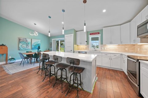 House in Rotonda, Florida 3 bedrooms, 151.24 sq.m. № 1679520 - photo 13