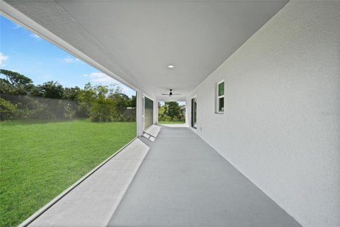 House in Rotonda, Florida 3 bedrooms, 151.24 sq.m. № 1679520 - photo 28