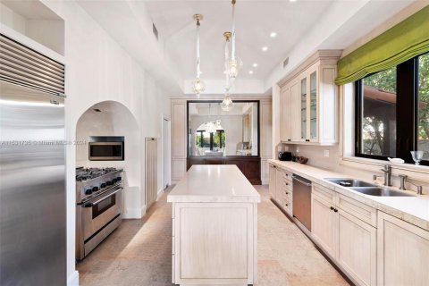 Casa en venta en Miami Beach, Florida, 4 dormitorios, 315.68 m2 № 1972679 - foto 27