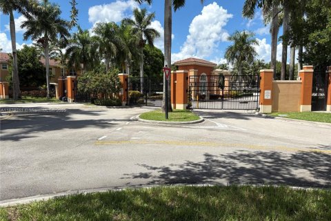 Adosado en venta en Miramar, Florida, 2 dormitorios, 92.9 m2 № 1923254 - foto 28