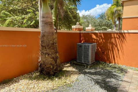 Adosado en venta en Miramar, Florida, 2 dormitorios, 92.9 m2 № 1923254 - foto 20