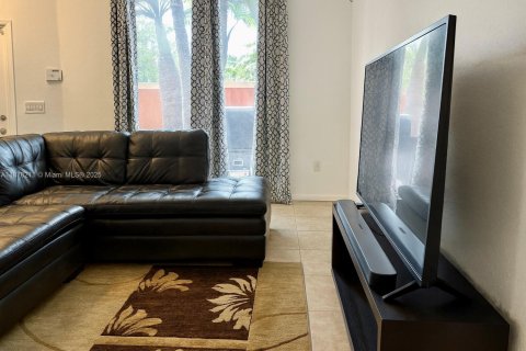 Adosado en venta en Miramar, Florida, 2 dormitorios, 92.9 m2 № 1923254 - foto 6