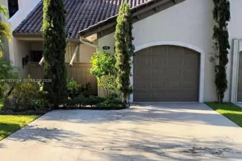 Adosado en Miami, Florida 3 dormitorios, 146.79 m2 № 1996805