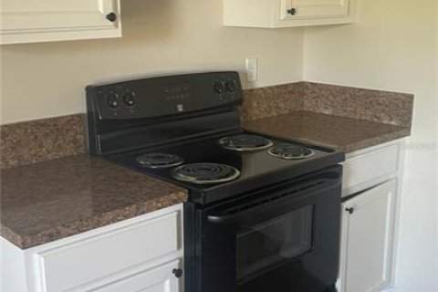 House in Jacksonville, Florida 3 bedrooms, 112.6 sq.m. № 1648341 - photo 6