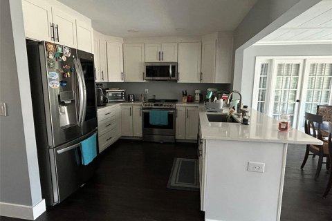 Casa en alquiler en Sarasota, Florida, 3 dormitorios, 153.29 m2 № 1905510 - foto 12