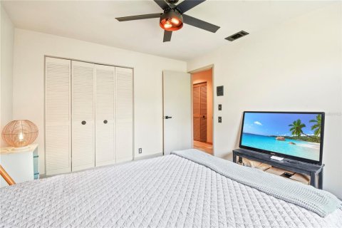 House in Holiday, Florida 3 bedrooms, 153.01 sq.m. № 2266282 - photo 29