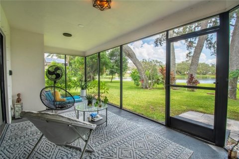 House in Holiday, Florida 3 bedrooms, 153.01 sq.m. № 2266282 - photo 3
