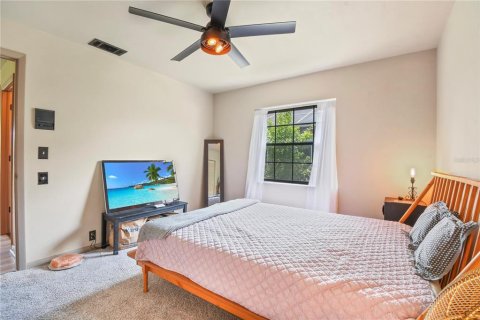 House in Holiday, Florida 3 bedrooms, 153.01 sq.m. № 2266282 - photo 28