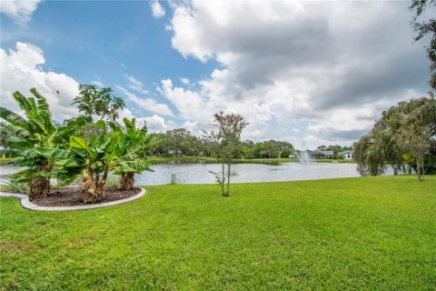 House in Holiday, Florida 3 bedrooms, 153.01 sq.m. № 2266282 - photo 2