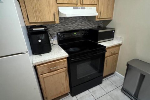 Adosado en venta en West Palm Beach, Florida, 2 dormitorios, 118.64 m2 № 2177157 - foto 5