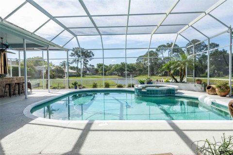House in Tampa, Florida 3 bedrooms, 312.62 sq.m. № 2114768 - photo 4