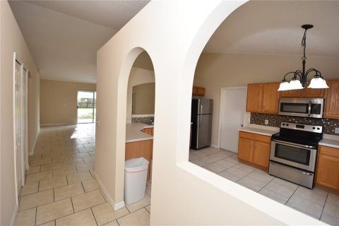 Casa en alquiler en Palm Coast, Florida, 3 dormitorios, 127.37 m2 № 1910450 - foto 4
