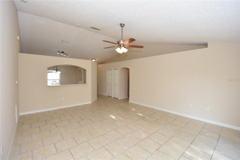 Casa en alquiler en Palm Coast, Florida, 3 dormitorios, 127.37 m2 № 1910450 - foto 21