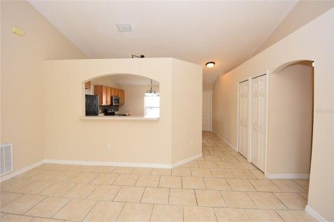 Casa en alquiler en Palm Coast, Florida, 3 dormitorios, 127.37 m2 № 1910450 - foto 2