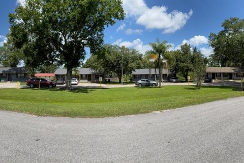 Commercial property in Lakeland, Florida 16 bedrooms, 720.18 sq.m. № 1719580 - photo 3