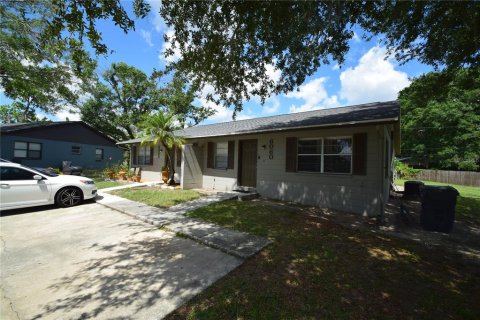 Commercial property in Lakeland, Florida 16 bedrooms, 720.18 sq.m. № 1719580 - photo 11