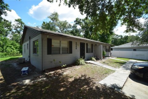 Commercial property in Lakeland, Florida 16 bedrooms, 720.18 sq.m. № 1719580 - photo 17