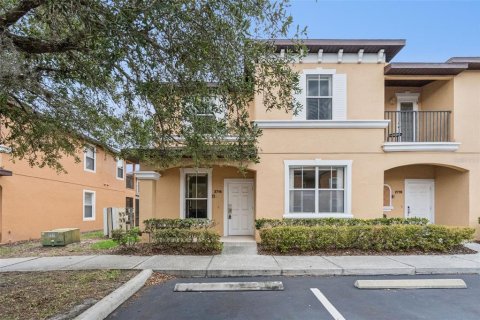 Adosado en Kissimmee, Florida 4 dormitorios, 172.05 m2 № 2107725