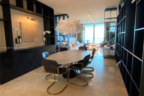 Condo in Sunny Isles Beach, Florida, 3 bedrooms  № 1974529 - photo 2