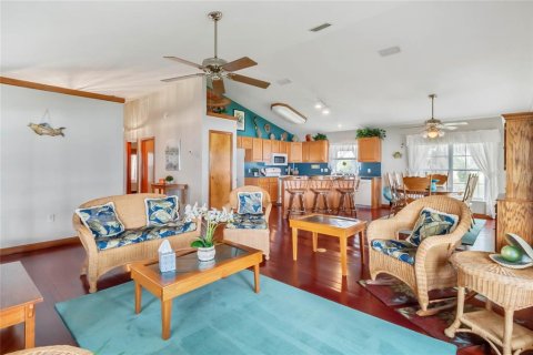 Casa en venta en Lake Wales, Florida, 6 dormitorios, 139.35 m2 № 1649619 - foto 6