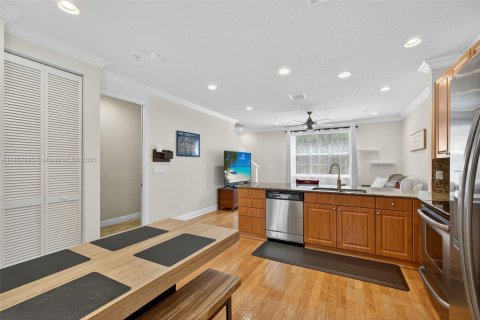 Townhouse in Jupiter, Florida 3 bedrooms, 170.85 sq.m. № 1882282 - photo 9