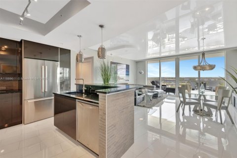 Copropriété à vendre à Pompano Beach, Floride: 2 chambres, 133.97 m2 № 1943283 - photo 11