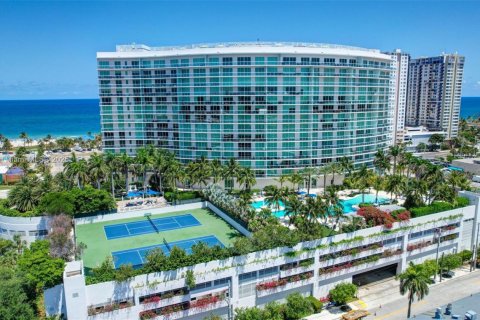 Copropriété à vendre à Pompano Beach, Floride: 2 chambres, 133.97 m2 № 1943283 - photo 1