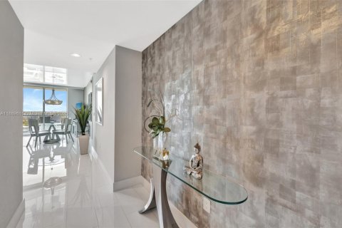 Copropriété à vendre à Pompano Beach, Floride: 2 chambres, 133.97 m2 № 1943283 - photo 3