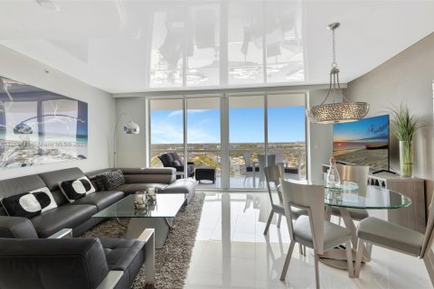 Copropriété à vendre à Pompano Beach, Floride: 2 chambres, 133.97 m2 № 1943283 - photo 5