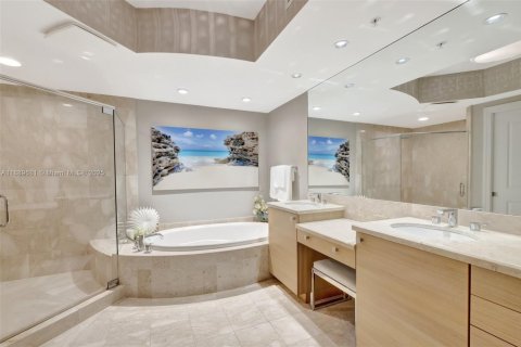 Copropriété à vendre à Pompano Beach, Floride: 2 chambres, 133.97 m2 № 1943283 - photo 18