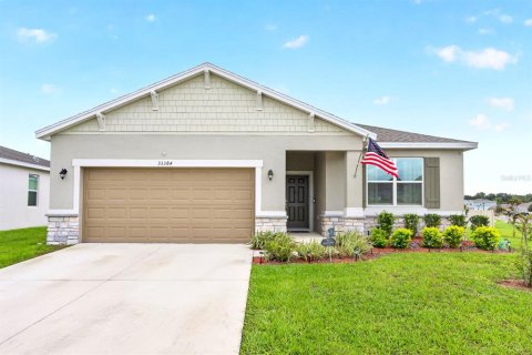House in Sorrento, Florida 4 bedrooms, 188.59 sq.m. № 2393497