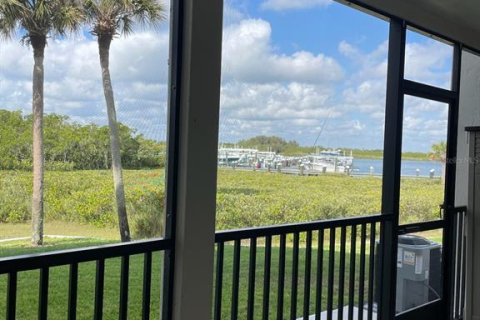 Condo in New Smyrna Beach, Florida, 2 bedrooms  № 1597440 - photo 29