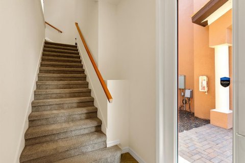 Condominio en venta en Lakewood Ranch, Florida, 3 dormitorios, 220.74 m2 № 1650487 - foto 6