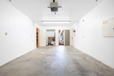 Купить виллу или дом в Порт-Оранж, Флорида 8 комнат, 185.9м2, № 2143080 - фото 28