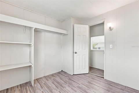 Apartment in Port Richey, Florida 2 bedrooms, 62.43 sq.m. № 2198486 - photo 16