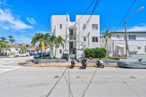 Commercial property in Miami Beach, Florida № 1965386 - photo 30