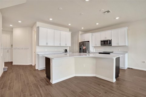 Townhouse in Lake Worth, Florida 3 bedrooms, 176.05 sq.m. № 2057381 - photo 6