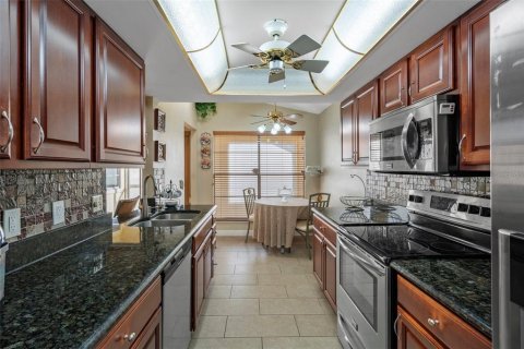Купить кондоминиум в Нью-Порт-Ричи, Флорида 4 комнаты, 102.66м2, № 2151750 - фото 6