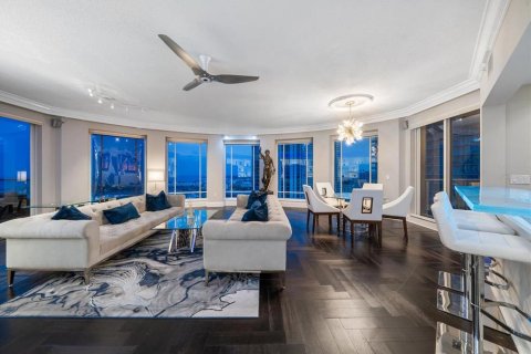 Condominio en venta en Saint Petersburg, Florida, 4 dormitorios, 460.8 m2 № 1202978 - foto 18
