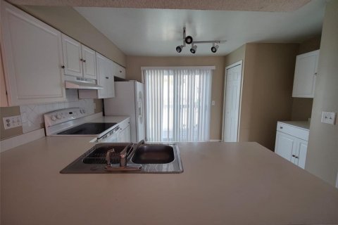 Condo in Orlando, Florida, 2 bedrooms  № 1833384 - photo 6