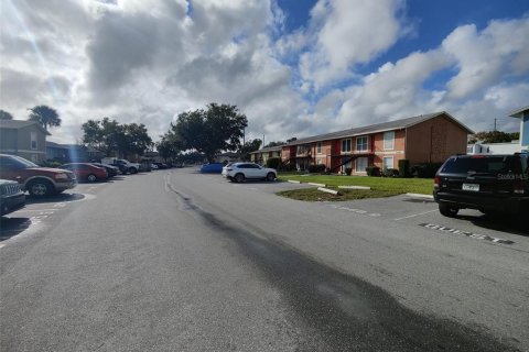Condo in Orlando, Florida, 2 bedrooms  № 1833384 - photo 28